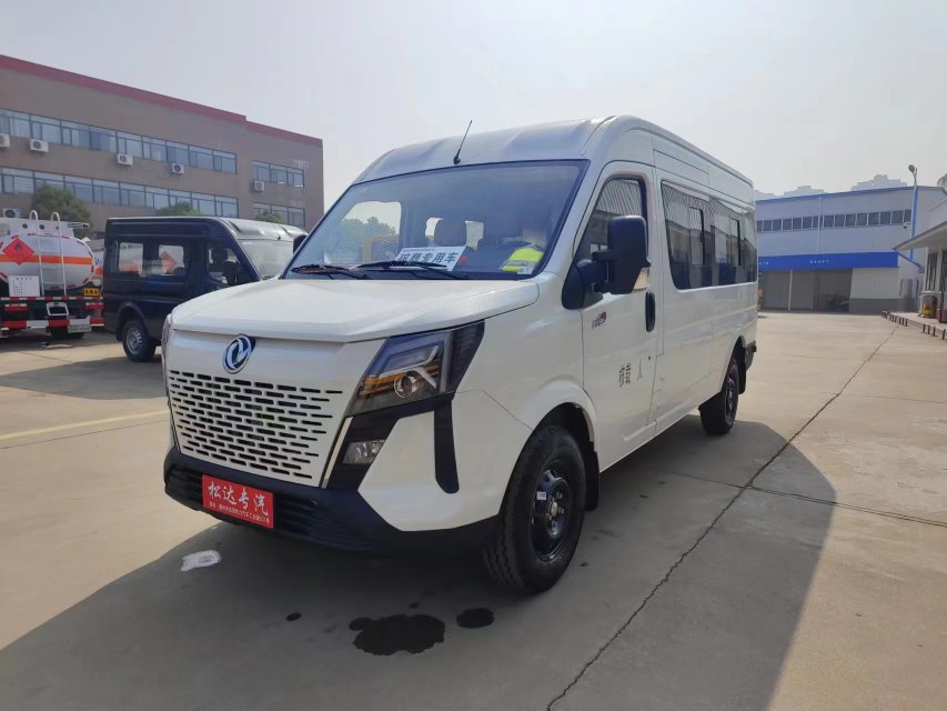 東風(fēng)御風(fēng)長軸新款殯儀車